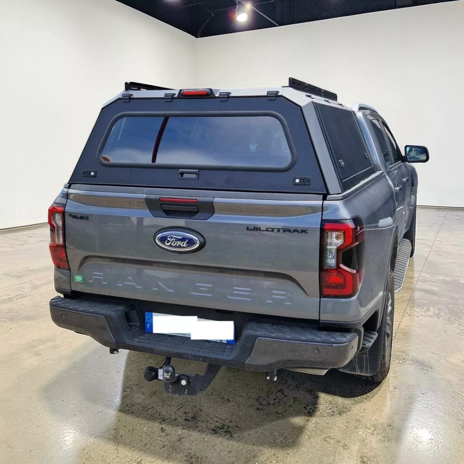 Hard Top Ford Ranger Double Cabine 2023+ Aluminium Adventurer – Image 5