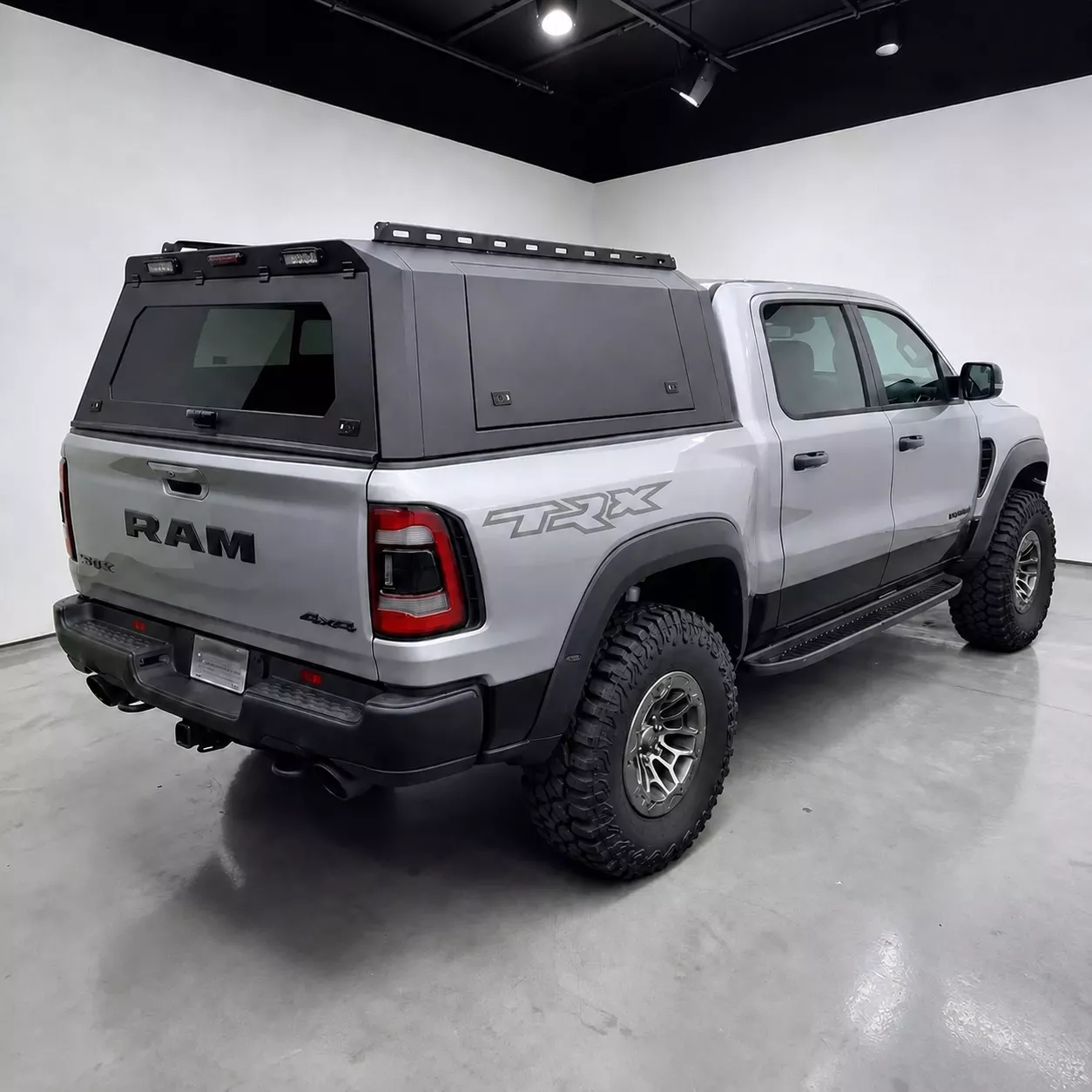Hard Top RAM 1500 Crew Cab 2009+ 5,7 ft Aluminium Adventurer GEN2