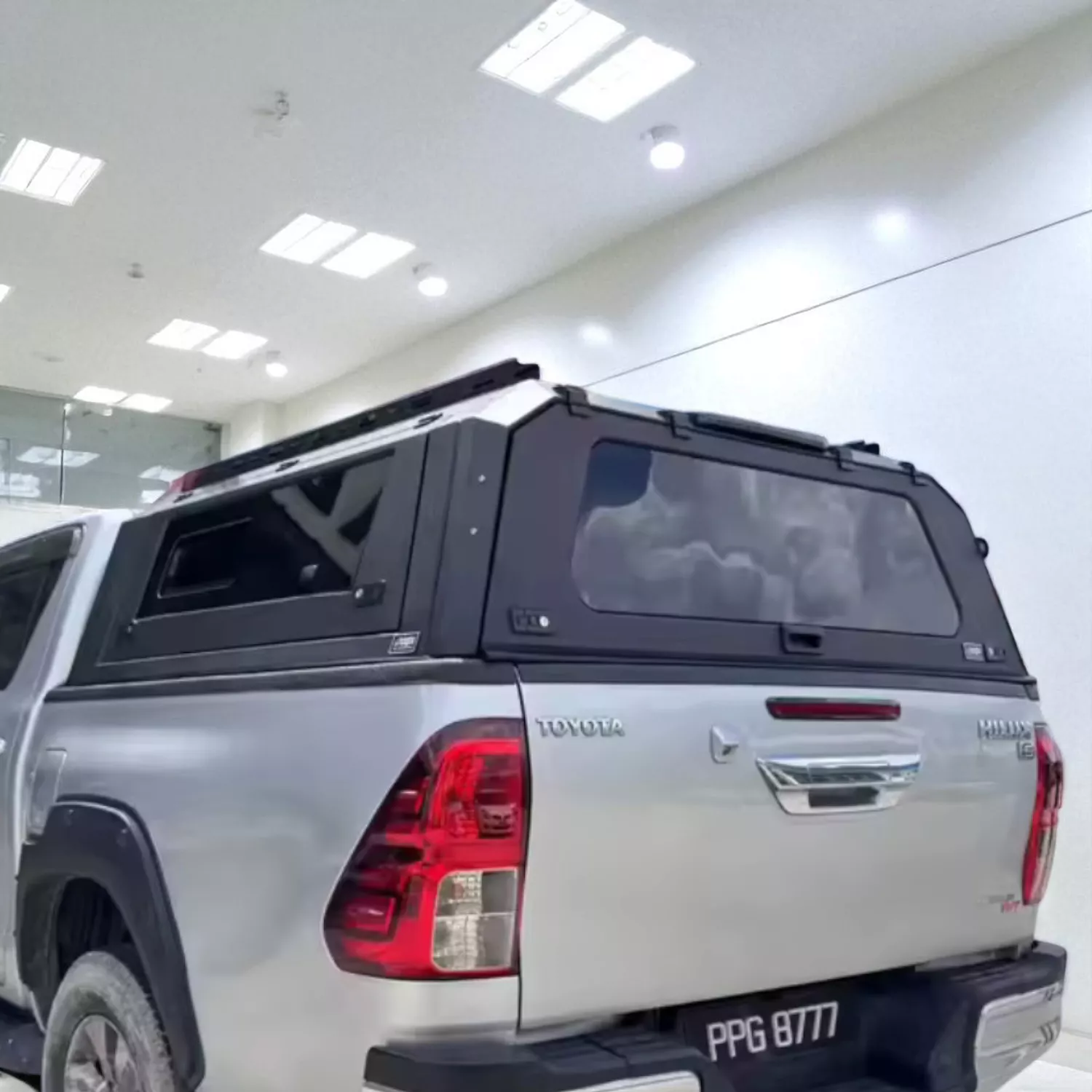 Hard Top Toyota Hilux Double Cab 2005-2015 Aluminium Traveller – Image 7